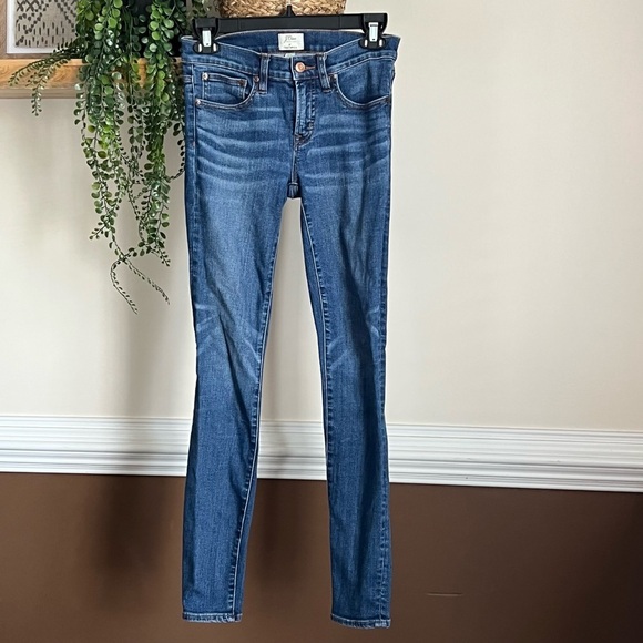 J Crew 8” Toothpick Jeans Sz 26 Tall - Picture 2 of 4